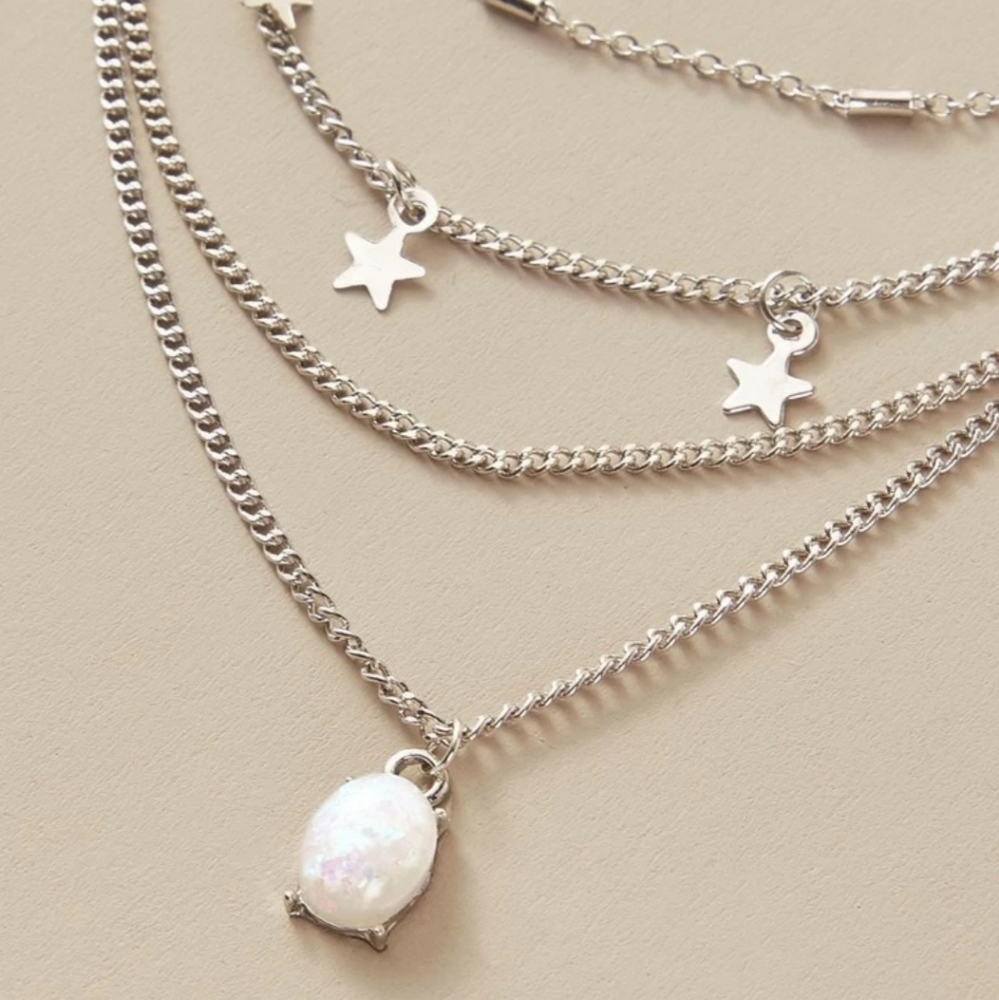 *Waverly * Layered Star Necklace - Picture 3 of 6